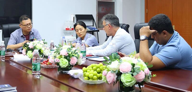 熱烈歡迎丨國外客戶蒞臨我司進行實地參觀考察洽談業務!